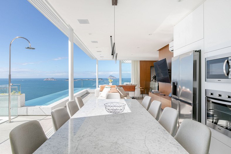 Nice Penthouse with sea view in Rio - Vid001