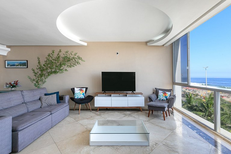 Oceanfront Apartment in Ipanema - Ipa035