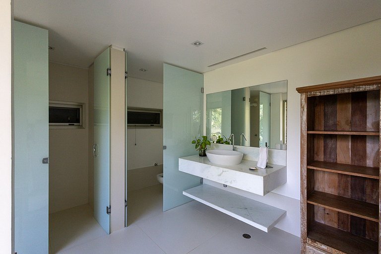 Prestigieuse Villa à Ilhabela, São Paulo - Ilb003