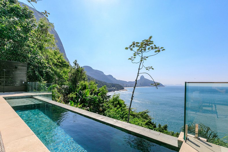 Villa with infinity pool and sea view in Joá - Joa008