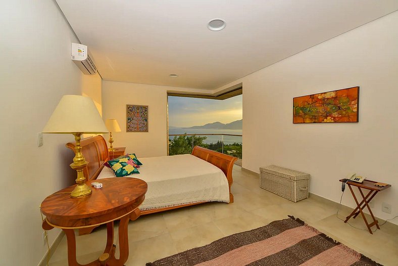 Villa with spectacular views in Ilhabela - Ilb001